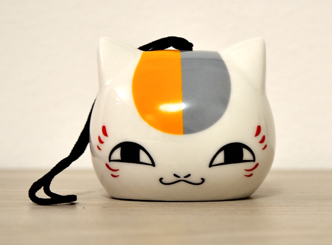 Furin Neko occhi aperti