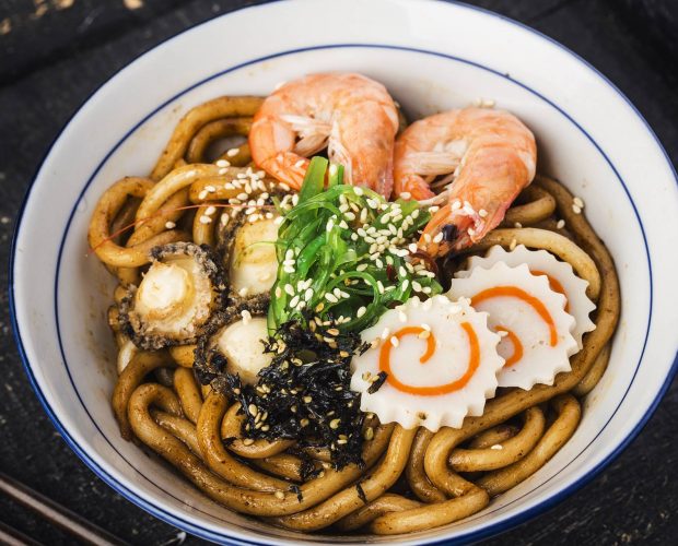 Cibo giapponese - Udon con frutti di mare